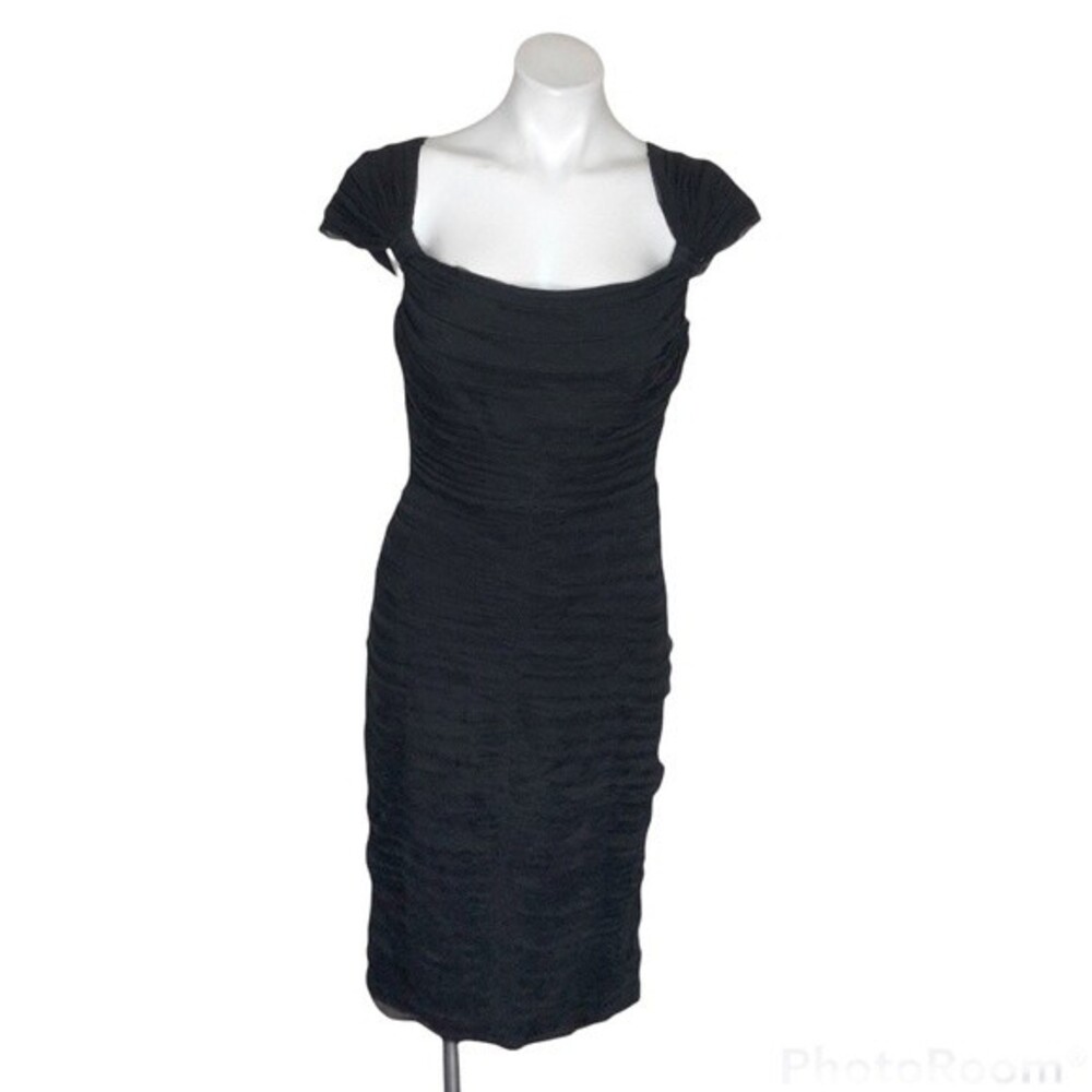 TADASHI COLLECTION Silk Dress LBD Ruched Lined V Back Hidden Zipper Size 8 BLACK